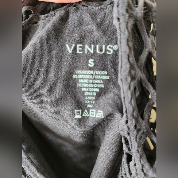 Venus Nylon Tops - Picture 4 of 6